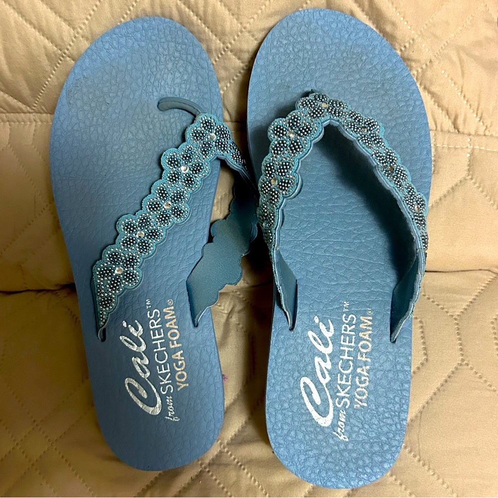 Skechers Women's Beaded Yoga Sandals